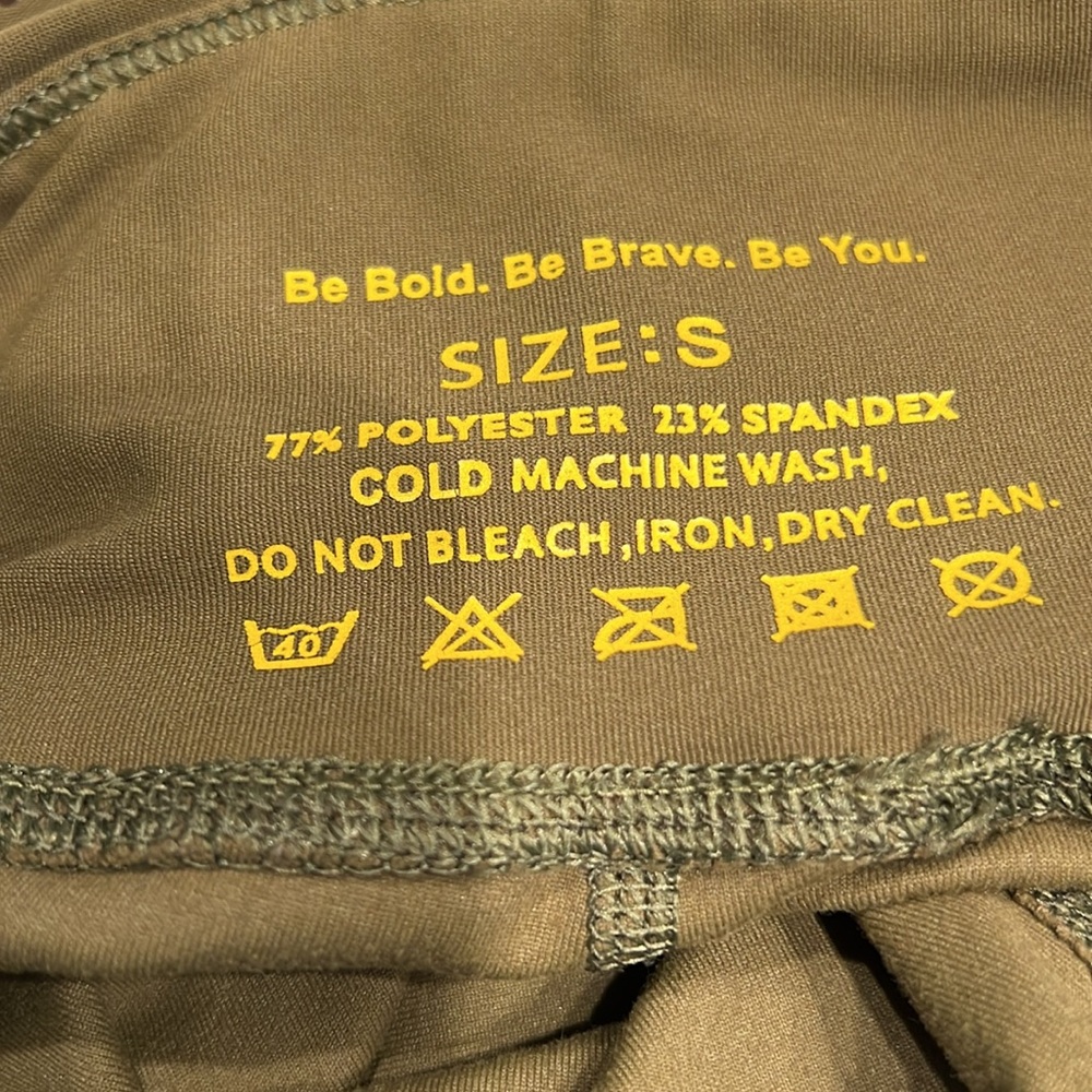 Stable Wear Women’s Riding Tights - Picture 4 of 4